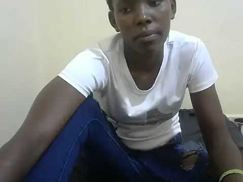 cute_avy0 webcam