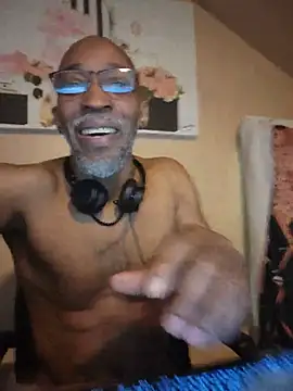 Lonelynudist59 webcam