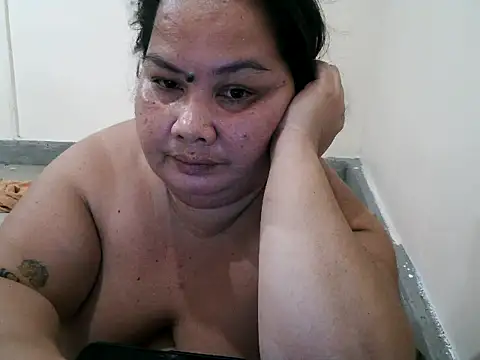 xxbigboootyxx webcam