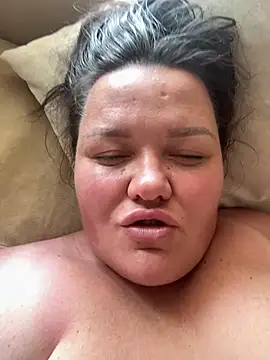 SunnyLeila2101 webcam