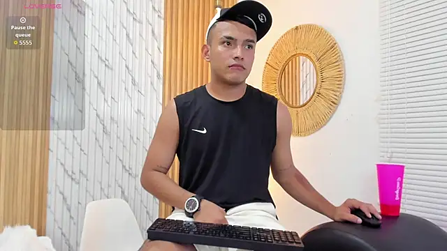 Chris_vega_ webcam