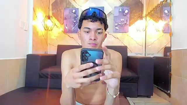 Yeff_26 webcam