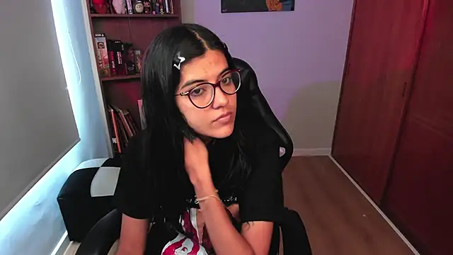 valerie__skyy webcam