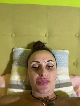 Caramellaa webcam