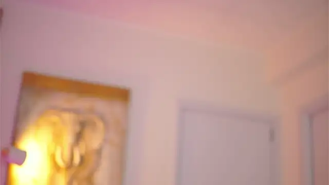Aisha_Bee webcam