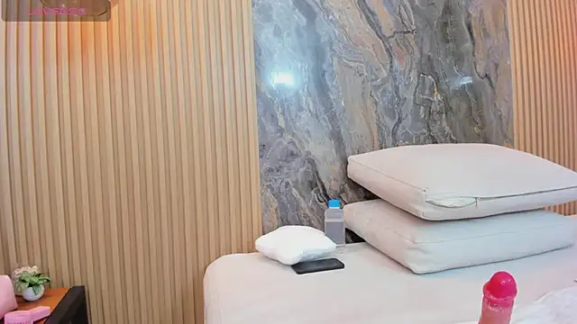 mary_spencer webcam