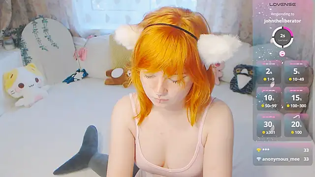 RinaMay18 webcam
