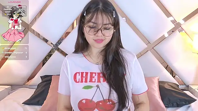 ViolettGreyy webcam