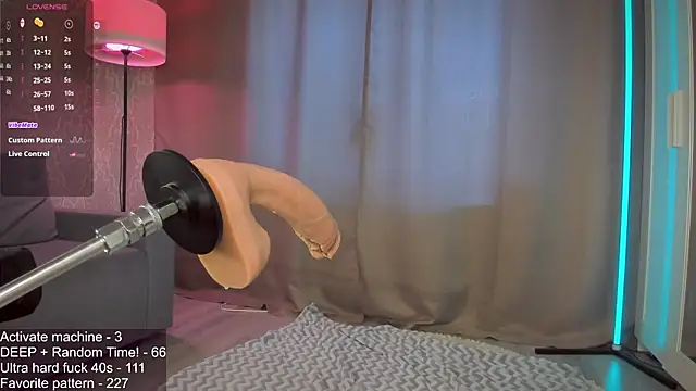 Juicy_Vikki webcam