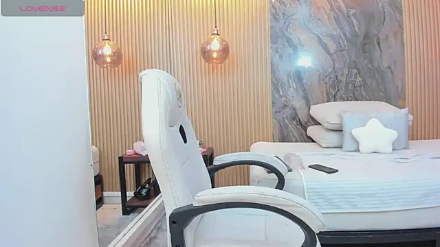 mary_spencer webcam
