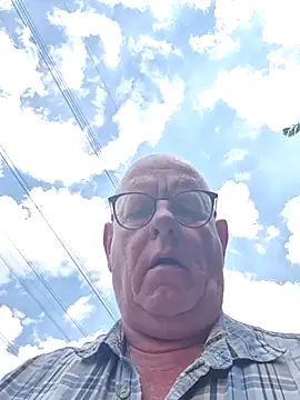 andrejoyfull64 webcam
