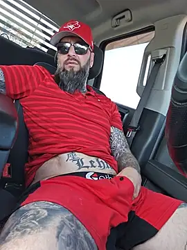 Beardedtattood webcam