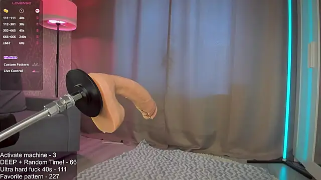 Juicy_Vikki webcam