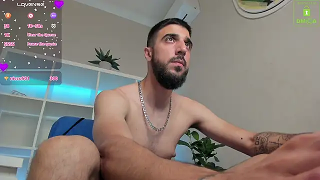 Zeyn_Edwards webcam