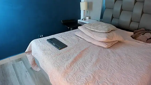Charlie___Musk webcam