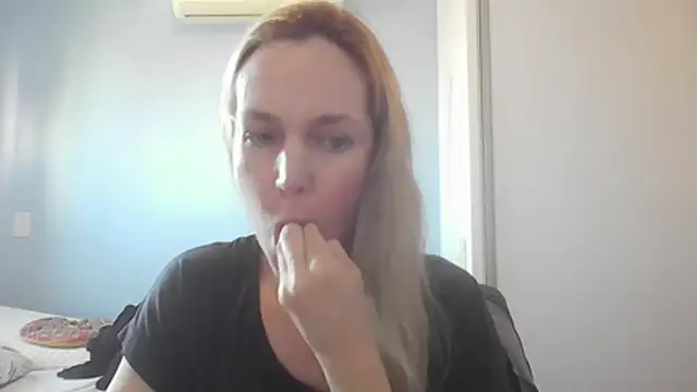 Annylove1 webcam