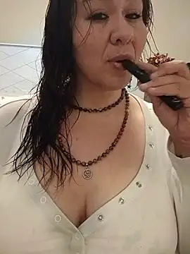 kslatinabbw85 - Kslatinabbw85's free webcam - UK Sex Cams