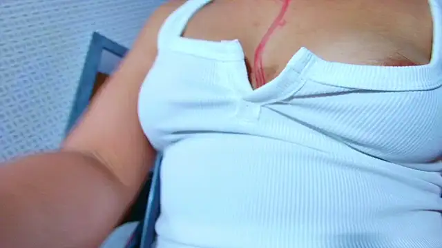 lizza_oss webcam