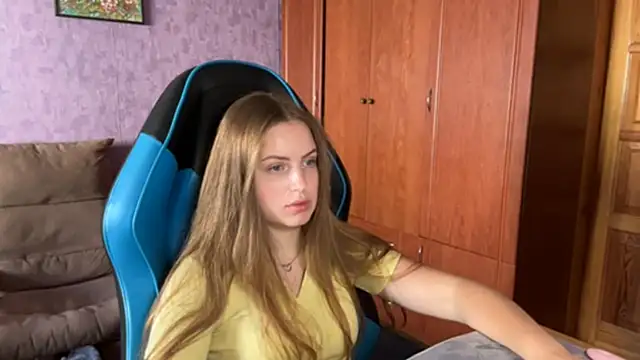 SilkSinner_ webcam