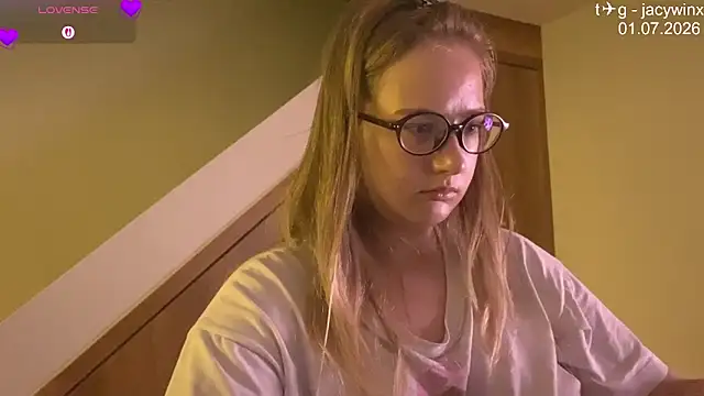 JacyWinslat webcam