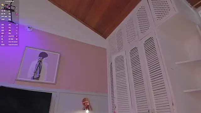 elodie_walker webcam