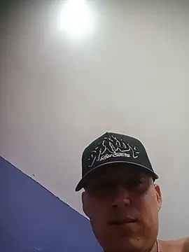 LuisMex1998 webcam
