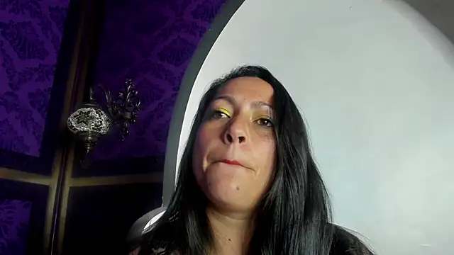 Scarlett_Barnes webcam