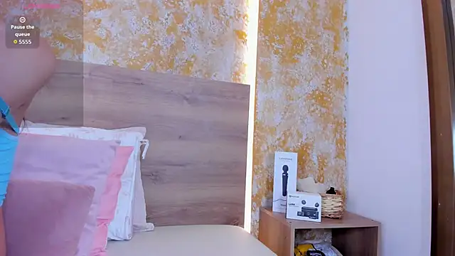 julietta_pink webcam