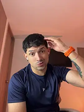 TroyeSavage webcam