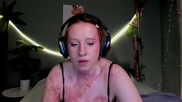 Maya_foxy webcam