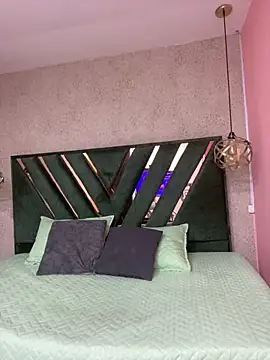 Megan_pink18 webcam