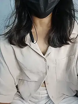 Tamil_Bhavana webcam