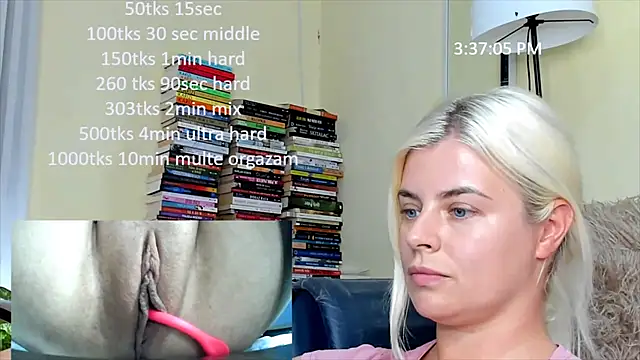 queenofthenighttt webcam