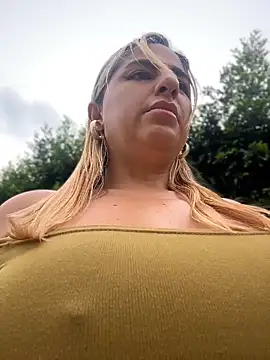 sammyqueenx21 webcam