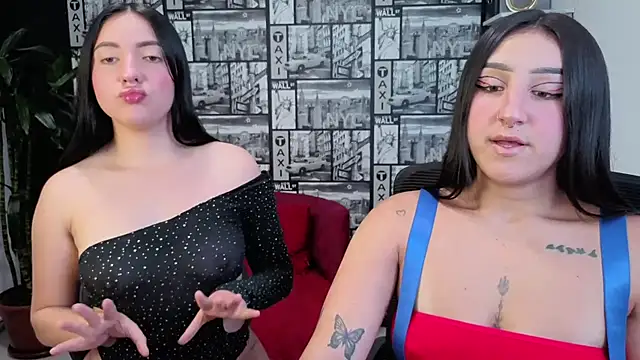 Isa_And_Natasha webcam
