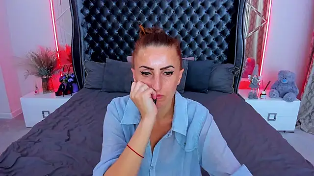 Rebecca_Diamond webcam