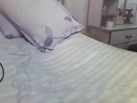 sweet_apple270 webcam