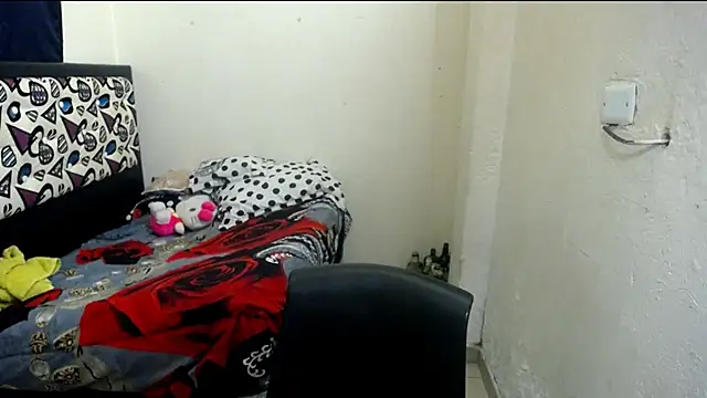 shopyymessyy webcam