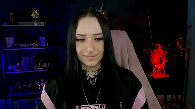 MonicaLowes webcam