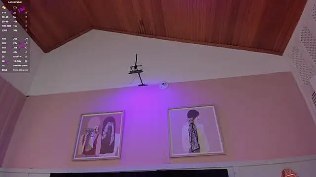 elodie_walker webcam