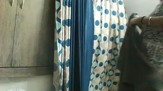 shalini_fire webcam