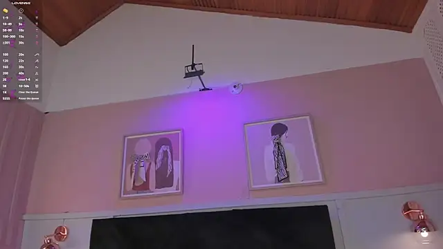 elodie_walker webcam