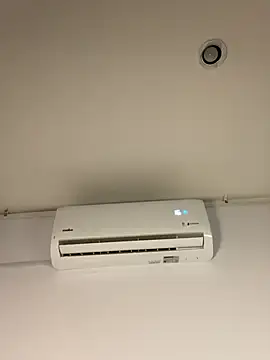 Val12777 webcam