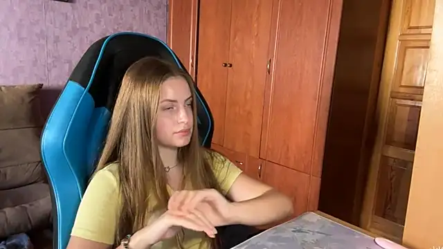 SilkSinner_ webcam