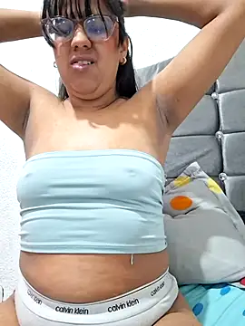 ZaidaWet webcam
