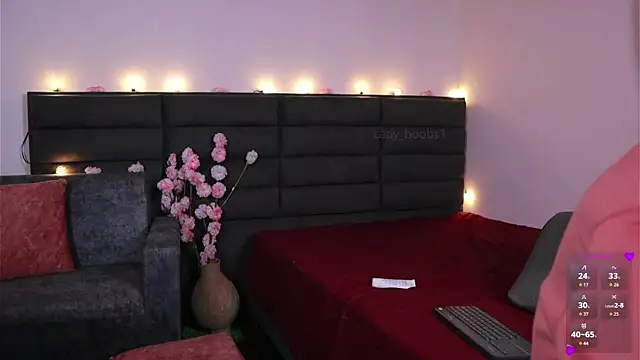 kathieandpovcock1 webcam