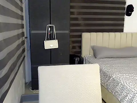 XxIvory_CatxX webcam