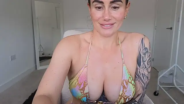 LibbyLoveHeartx webcam