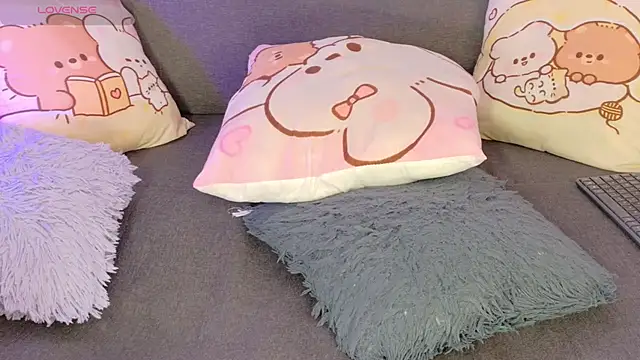 lunitaa0 live sex cam