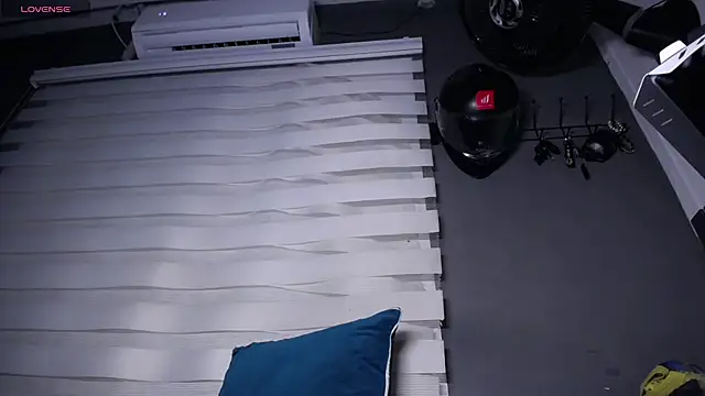 dirty_27cms live cam on StripChat